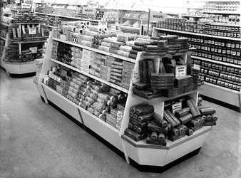 Biscuit aisle, Woolworths store